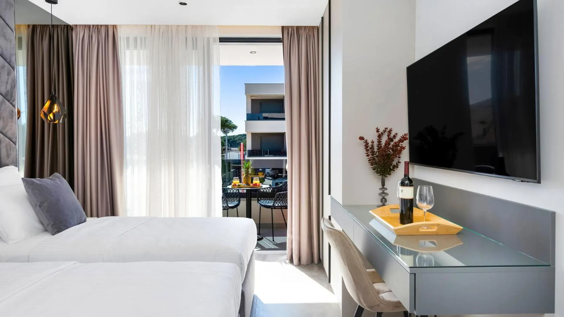 Guest house Fly Rooms Medulin - 50M From The Beach - New 2024