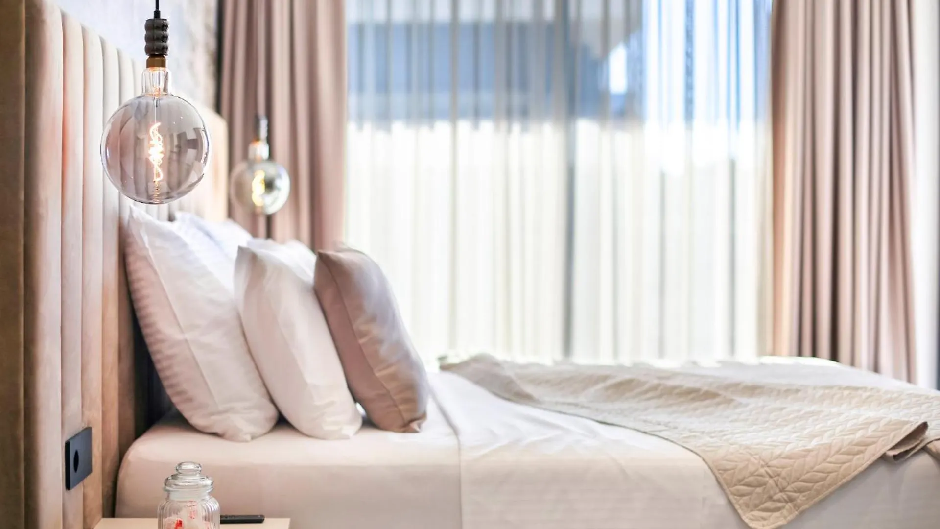 Fly Rooms Medulin - 50M From The Beach - New 2024 Pensionat