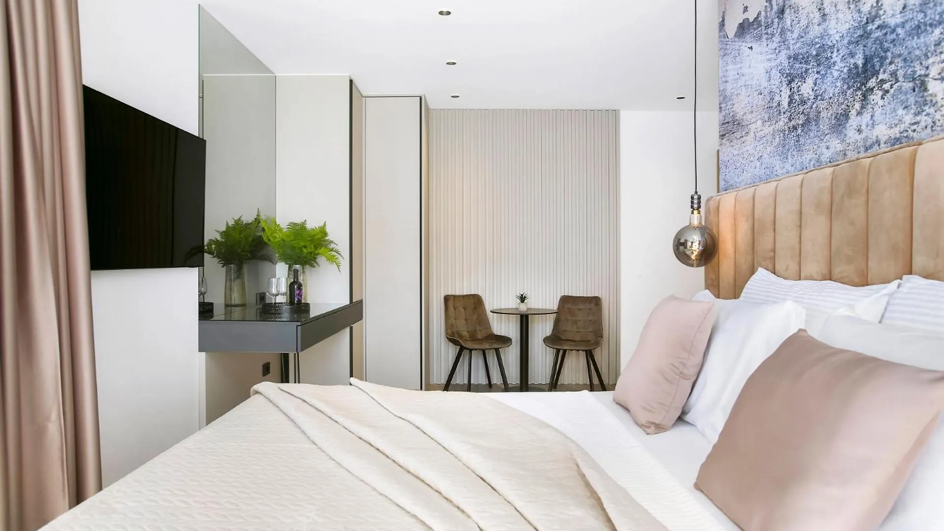 Fly Rooms Medulin - 50M From The Beach - New 2024 0*,  Croatia