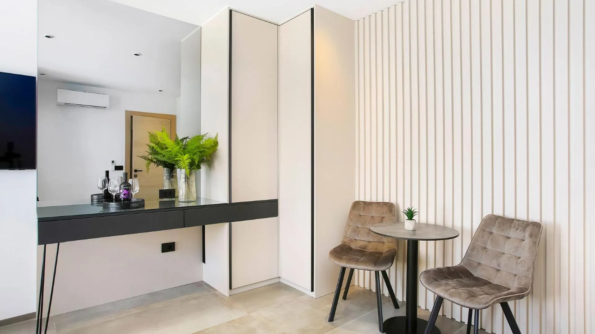 Gasthof Fly Rooms Medulin - 50M From The Beach - New 2024